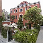 Palazzo Barocci Отель Венеция