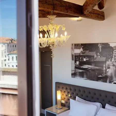 ホテル Palazzo Barocci 4*
