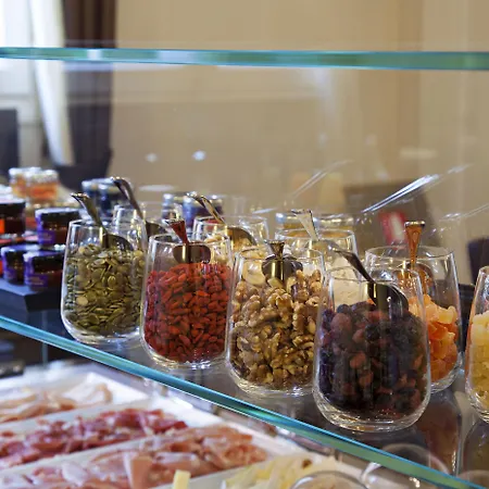 ホテル Palazzo Barocci 4*