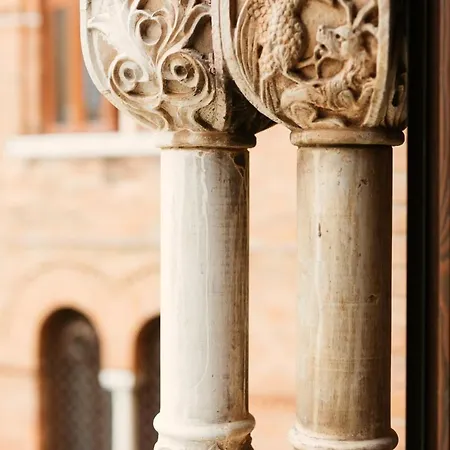 Palazzo Barocci 4*