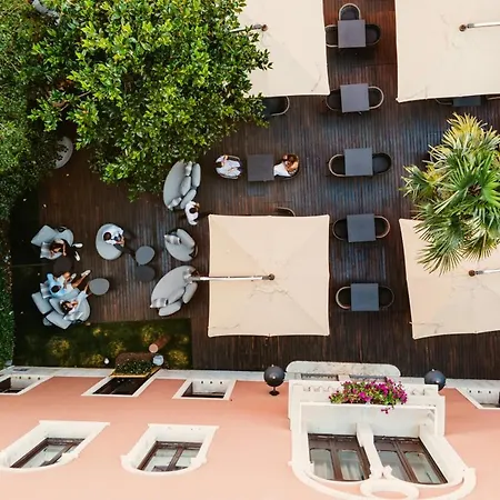 Palazzo Barocci מלון