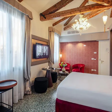 Hotel Palazzo Barocci