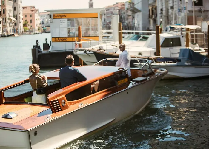 ホテル Palazzo Barocci 4*