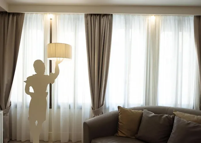 Palazzo Barocci ホテル