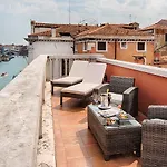 Palazzo Barocci 4*