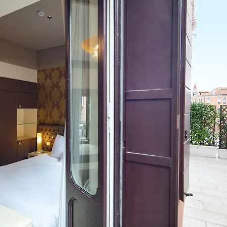 Palazzo Barocci 4*