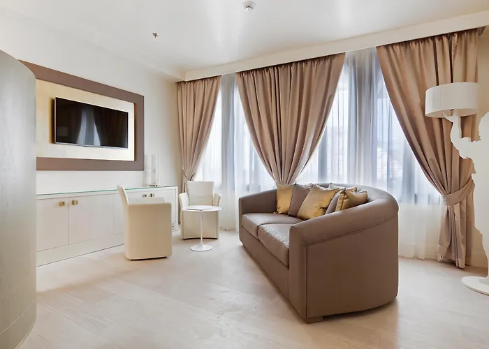 Palazzo Barocci 4*